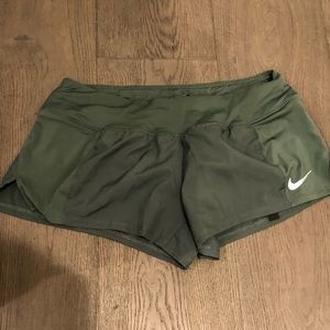 BNWT NIKE DRI FIT RUNNING SHORTS